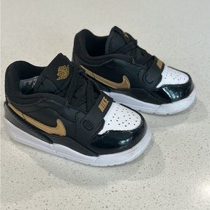 Baby boy Air Jordan Legacy